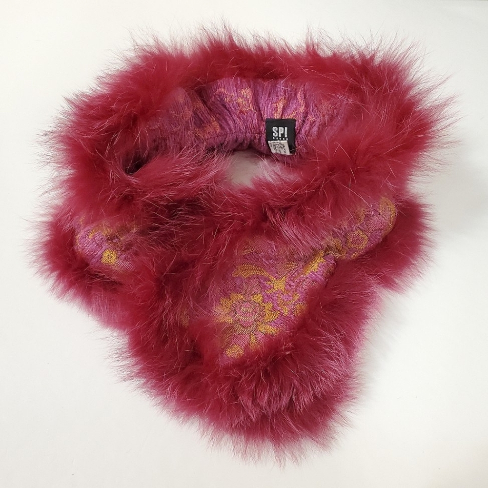 SPI 25 - Stunning Fox Fur Scarf
